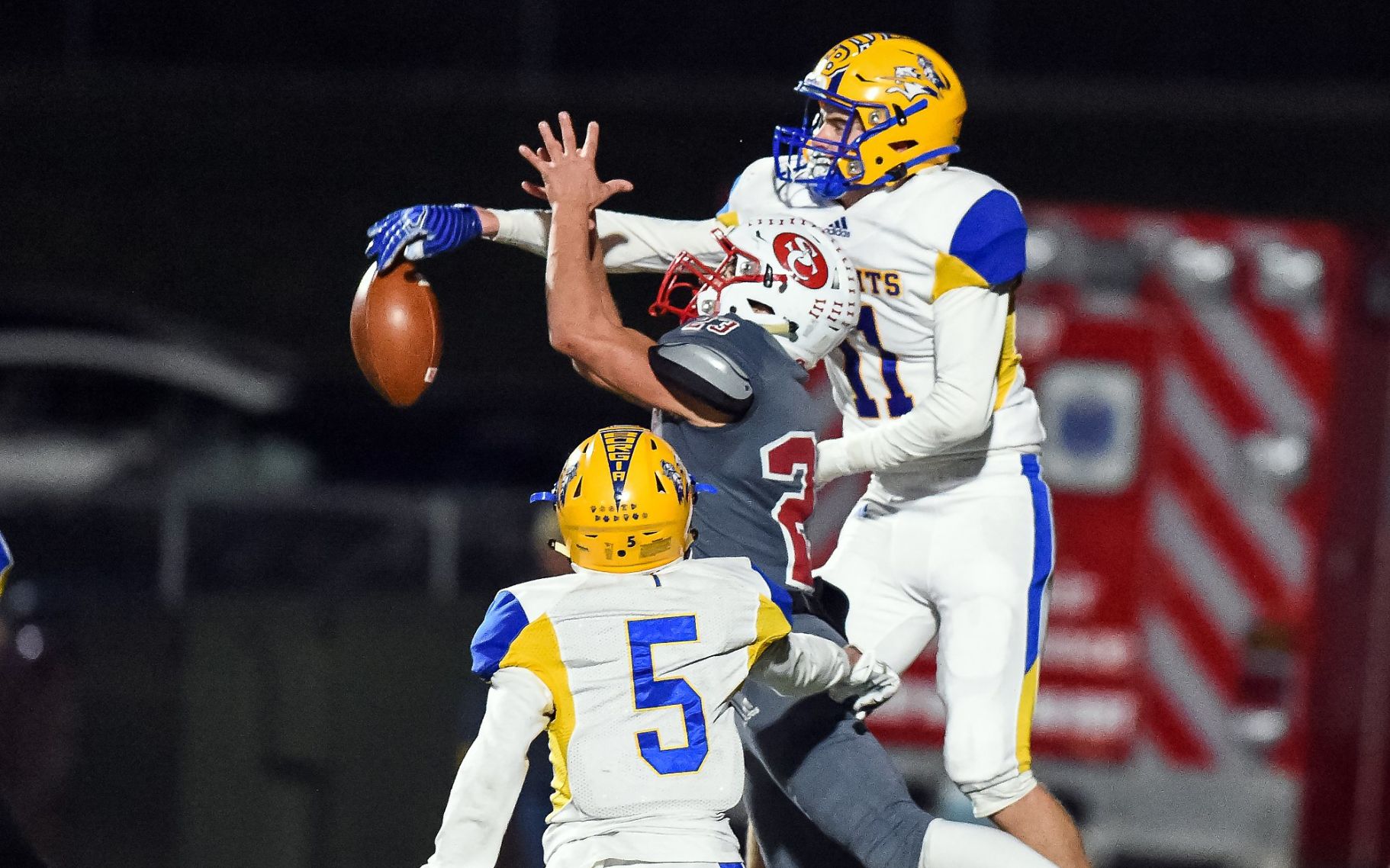 19-08-11BorgiavsStClairC3D2FBKemp21.JPG